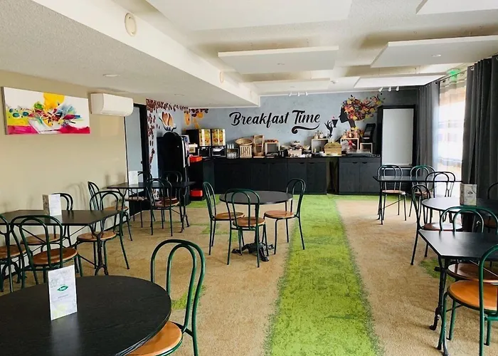 Hotel The Originals Access, Bourges Nord Saint-Doulchard